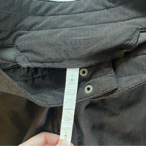 Lululemon carry less hiking pants - Picture 5 of 5